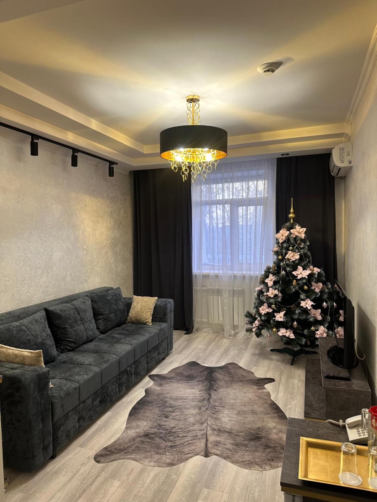 Ustʼ-Kamenogorsk Mereke Hotel מראה חיצוני תמונה