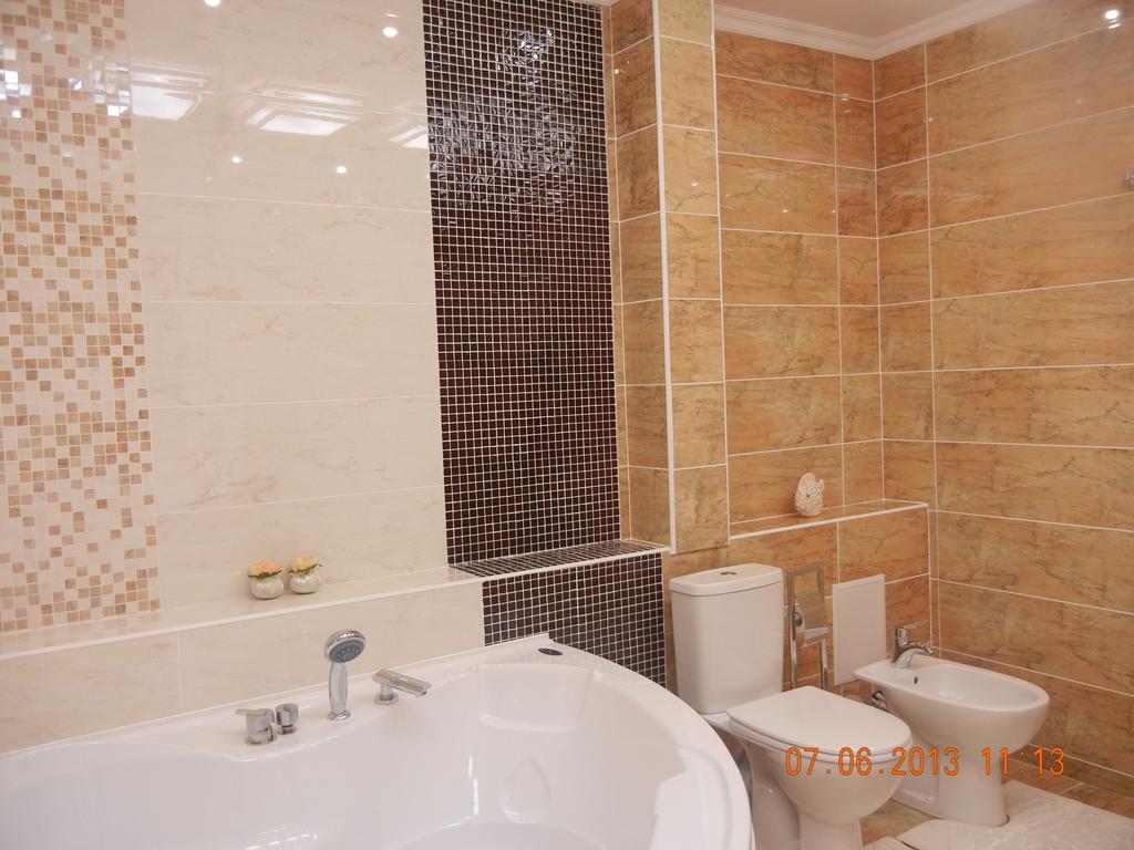 Ustʼ-Kamenogorsk Mereke Hotel חדר תמונה