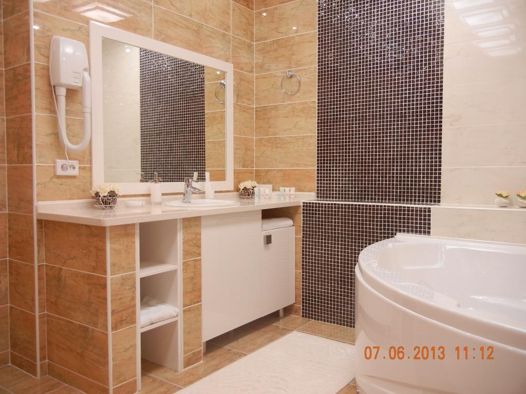 Ustʼ-Kamenogorsk Mereke Hotel חדר תמונה