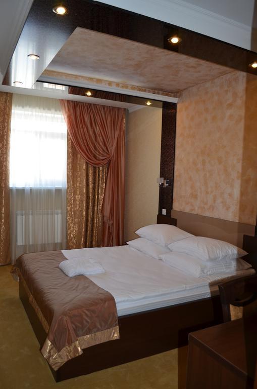 Ustʼ-Kamenogorsk Mereke Hotel חדר תמונה