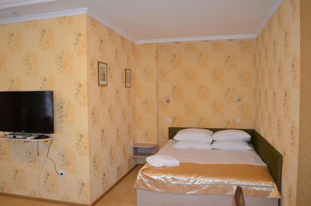 Ustʼ-Kamenogorsk Mereke Hotel חדר תמונה