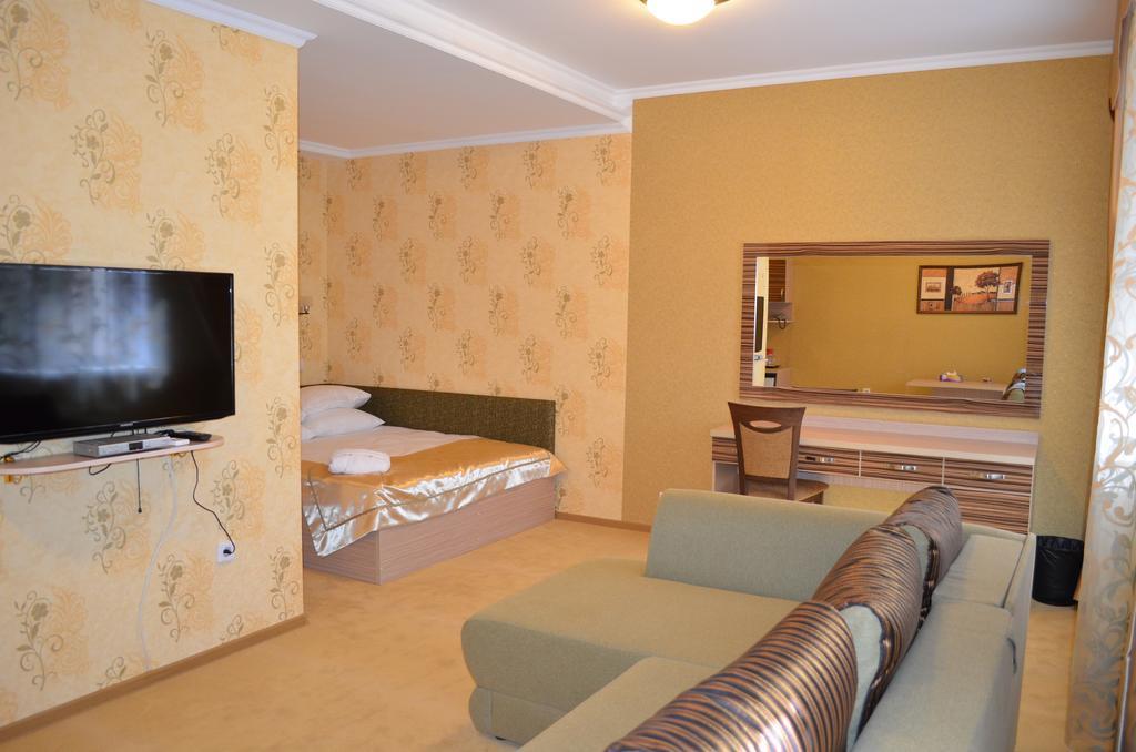 Ustʼ-Kamenogorsk Mereke Hotel חדר תמונה
