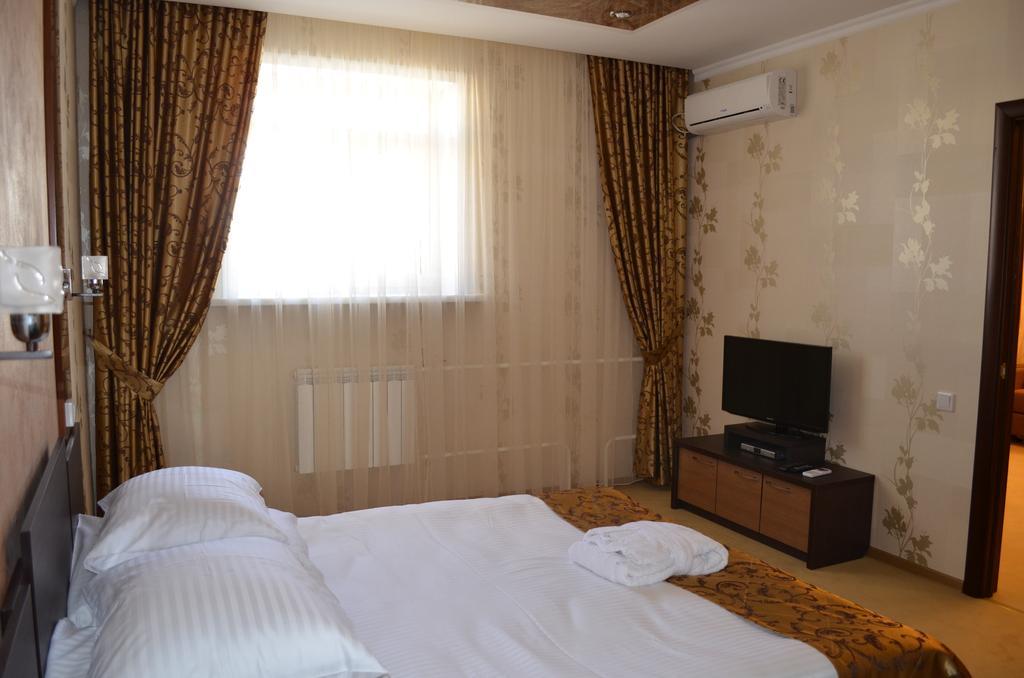 Ustʼ-Kamenogorsk Mereke Hotel חדר תמונה