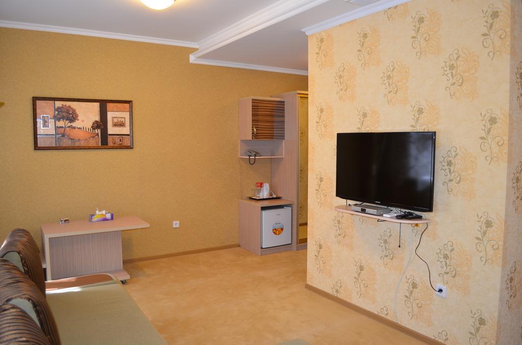 Ustʼ-Kamenogorsk Mereke Hotel חדר תמונה