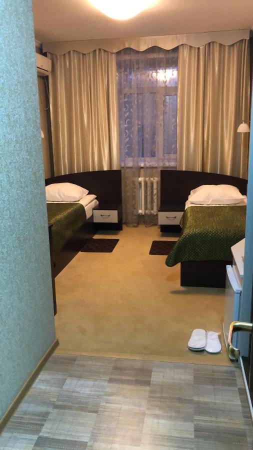 Ustʼ-Kamenogorsk Mereke Hotel מראה חיצוני תמונה