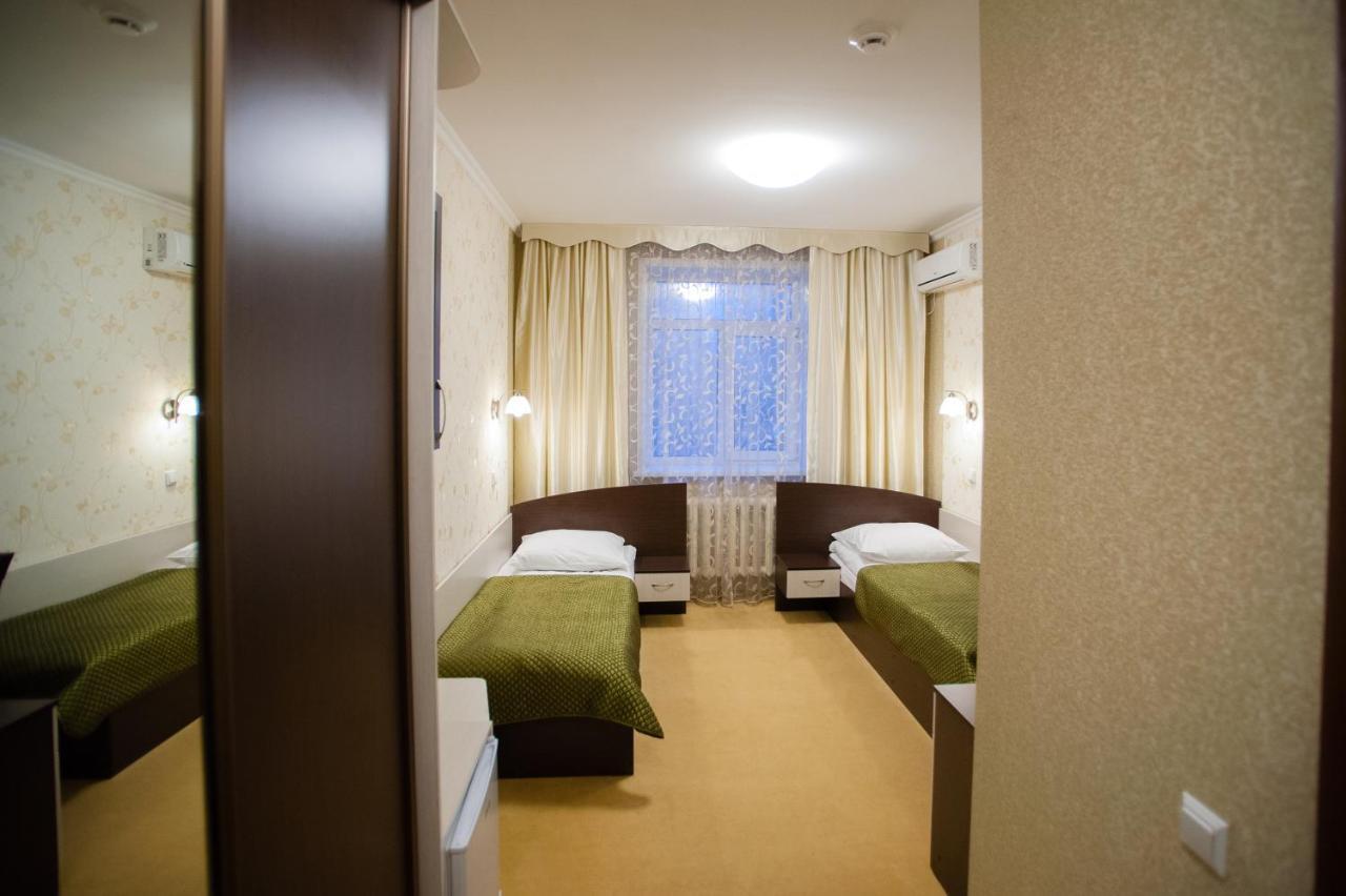 Ustʼ-Kamenogorsk Mereke Hotel מראה חיצוני תמונה