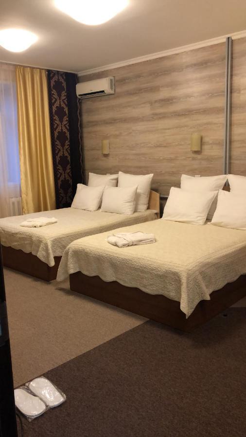 Ustʼ-Kamenogorsk Mereke Hotel מראה חיצוני תמונה